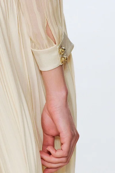 Look 143